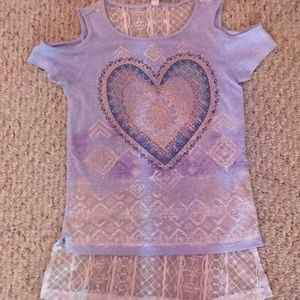 light blue tee with heart